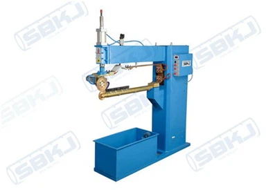 गोल एचवीएसी एयर पाइप सीमिंग वेल्डिंग एयर डक्ट मशीन का उत्पादन